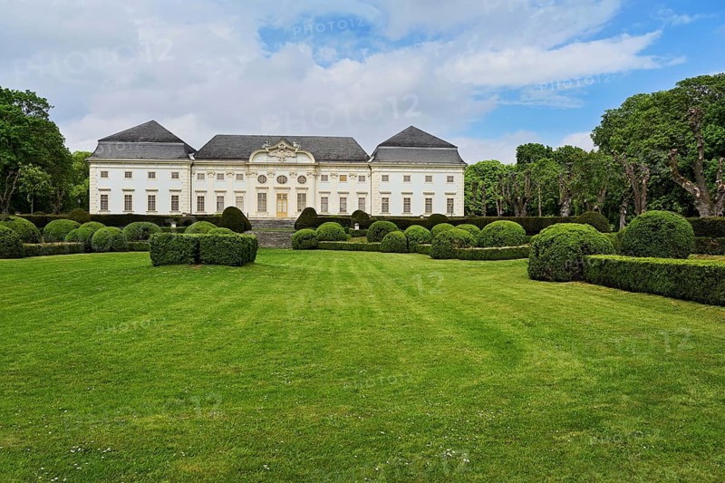 Park, Baroque Halbturn Castle, Lake Neusiedl, Burgenland, Austria, Europe