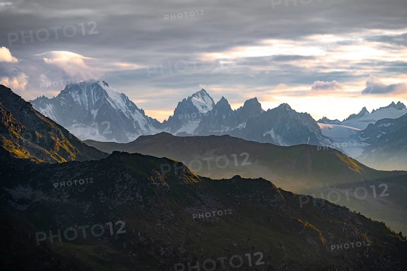 Evening mood in the mountains, view of the Dents-du-Midi mountain range, summit, Chablais Alps, Western Alps, Valais, Switzerland, Europe
