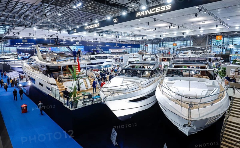 Luxury yachts, here English Princess yachts at the boot Düsseldorf trade fair, Düsseldorf, North Rhine-Westphalia, Germany, Europe