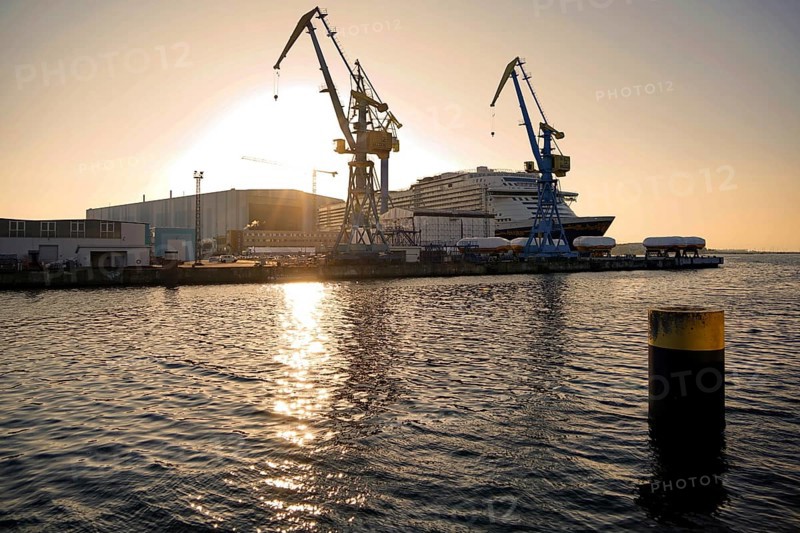 DISNEY ADVENTURE, The GLOBAL CLASS cruise ship leaves the hall of the Meyer Wismar shipyard after 7 years, harbour of Wismar, 19.04.2025
