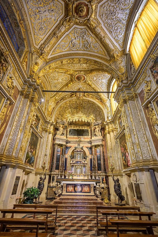 Side altar in the Cathedral of Santa Maria Assunta, Cremona, Province of Cremona, Italy, Europe