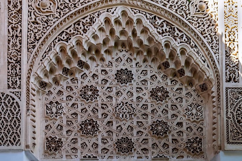 Stucco wall decoration in El Bahia Palace in Marrakech Medina, Unesco World Heritage Site, Morocco, Africa