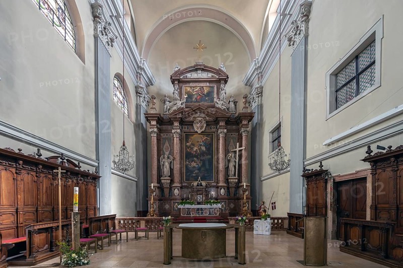 High altar from 1815 in the parish church, founded in 1307, baroqueised in the 18th century, Schärding, Lower Austria, Austria, Europe