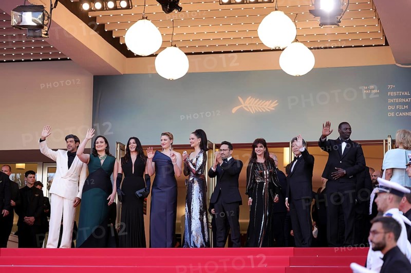 Cannes, France, 25.5.2024: Jury members Pierfrancesco Favino (Italian actor), Lily Gladstone (US actor), Nadine Labaki (Lebanese director), Greta Gerwig (US director), Eva Green (French actress), Juan Antonio Bayona (Spanish director and producer), Ebru Ceylan (Turkish screenwriter and photographer), Kore-Eda Hirokazu (Japanese producer), Omar Sy (French actor and comedian) and Iris Knobloch (President of the Cannes International Film Festival) at the closing ceremony on the red carpet of the Palais des Festivals during the 77th Cannes International Film Festival. Cannes International Film Festival. The 77th Cannes International Film Festival will take place from 14 to 25 May 2024, Europe