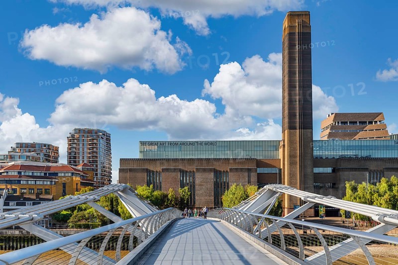 Millennium Bridge over the Thames and Modern Tate Gallery, London, England, Great Britain
