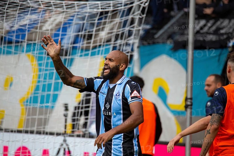 Football 3rd division, season 2024/25, matchday 8: Waldhof Mannheim vs Rot-Weiß Essen. Picture: Terrence Boyd after his winning goal to make it 1:0
