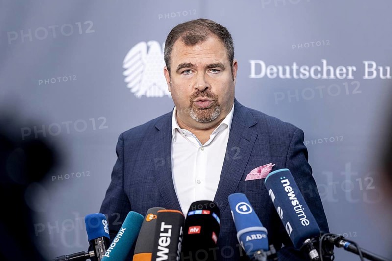 Florian cock, Member of the German Bundestag (CDU/CSU), recorded as part of a press statement at the meeting of the Defence Committee on the subject of compulsory military service in Berlin, 12/06/2024