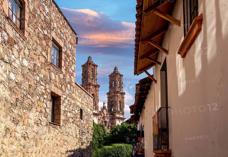 Mexico, Scenic Taxco colonial architecture and cobblestone narrow streets in historic city center near Santa Prisca church, Central America