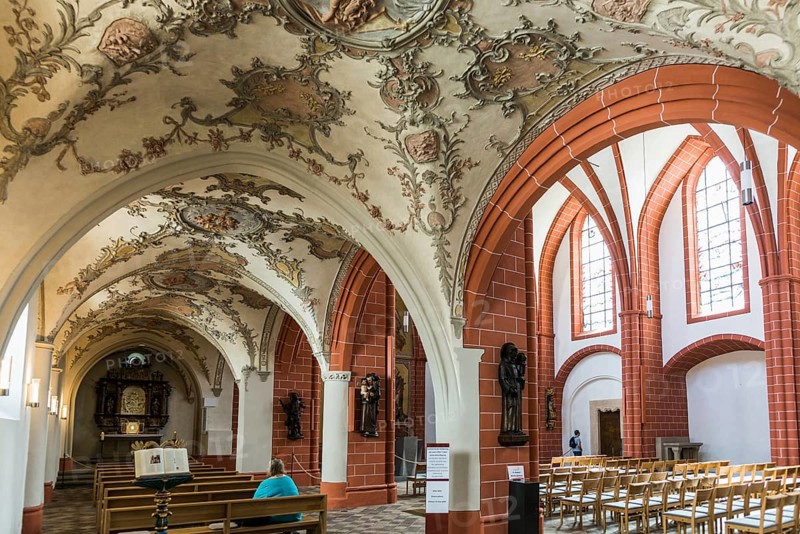 Interior view, Church of St Gangolf, Trier, Rhineland-Palatinate, Germany, Europe