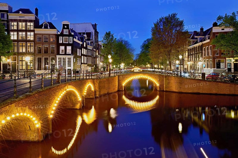 Prinsengracht canal in the evening light after sunset, Amsterdam, North Holland, Netherlands