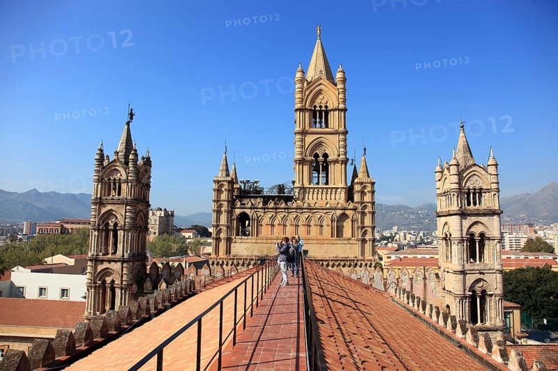 City of Palermo, on the roof of the Cathedral Maria Santissima Assunta, UNESCO World Heritage Site, Sicily, Italy, Europe