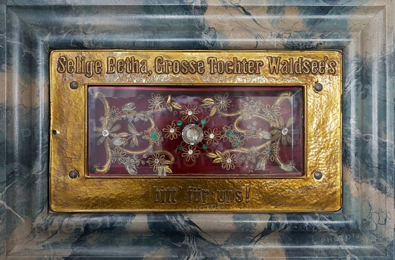 Reliquary of Blessed Betha, Good Beth, Elisabeth Bona, St Peter's Collegiate Church, Bad forest lake, Upper Swabia, Baden-Württemberg, Germany, Europe