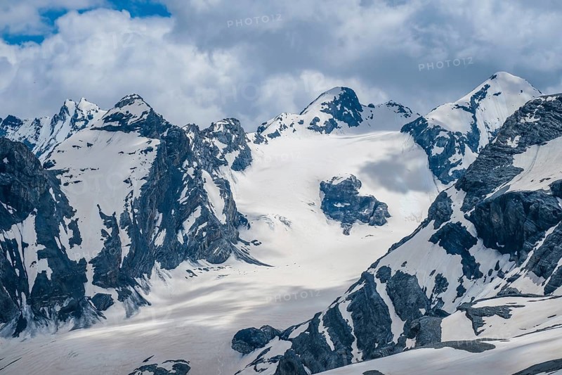 Stilfserjoch, Vinchgau, South Tyrol, Italy, mountain landscape on the Ortler, Italian Alps, snowy landscape on the Stilfser Joch pass road The Ortler Alps in Vinschgau with their almost 100 glaciers are a mountain massif about 50 kilometres long and 40 kilometres wide, Europe