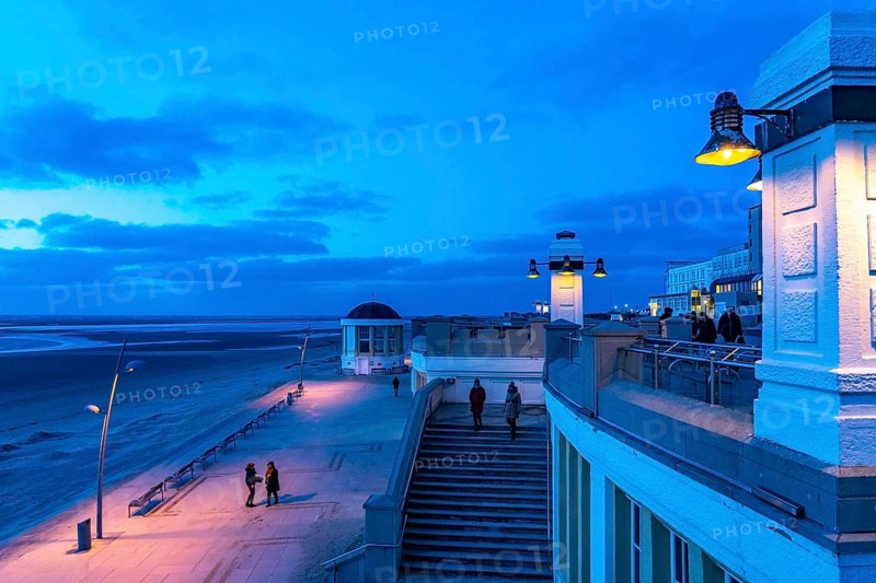 Beach promenade, bandstand, west beach, beach walk, beach, island, East Frisia, winter, season, autumn, Lower Saxony, Germany, Europe