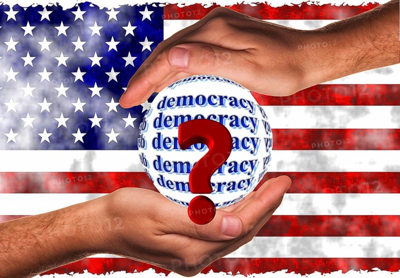 Symbolic image, democracy versus autocracy, US democracy in danger, EU and Germany under political pressure, industry, Donald Trump, tariff threats, Elon Musk, Mark Zuckerberg, social networks, fake news, rights broken, hate, hate speech, DSG Digital Services Act, re-election, USA, politics, announcements, vendetta, wanted dictator, Republicans, US electoral system, global danger, lies, 2nd term, global burden, Ukrainian war, storming White House, North America