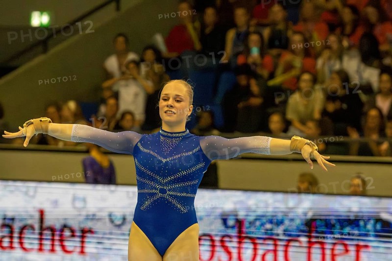 Olympic qualification in apparatus gymnastics in Rüsselsheim Picture: Lea Quaas on the floor