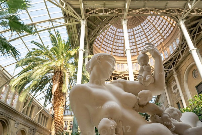 The Water Mother, marble sculpture by Kai Nielsen, Palm Garden, dome, Ny Carlsberg Glyptotek or New Carlsberg Glyptothek, Art Museum for Sculpture and Painting, architects Vilhelm Dahlerup and Hack Kampmann, Copenhagen, Denmark, Europe