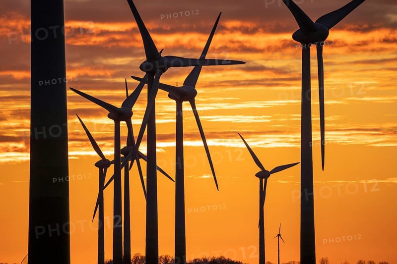 Wind farm near the East Frisian town of Norden, east of the town, sunset, Lower Saxony, Germany, Europe