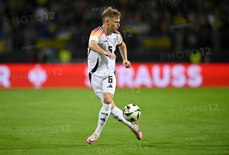Joshua Kimmich GER (06) Action on the ball Max Morlock Stadium, Nuremberg, Bavaria, Germany, Europe