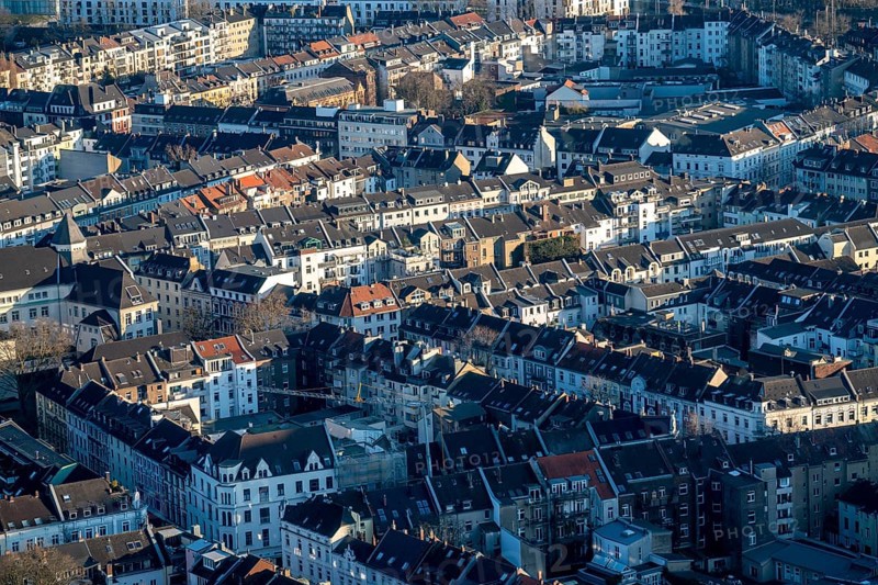 View over the city centre of Düsseldorf, residential area in the Friedrichstadt district, North Rhine-Westphalia, Germany, Europe