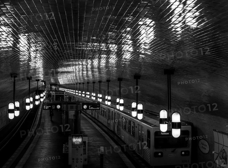 Black and white photograph, interior shot, Märkisches Museum underground station, Berlin, Germany, Europe
