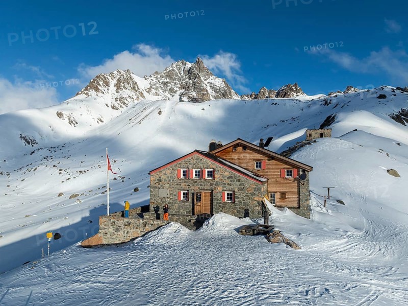 SAC Alpine Club hut in winter, Chamanna d'Es-cha, Pitz Blaisun, Albula Alps, Grisons, Switzerland, Europe