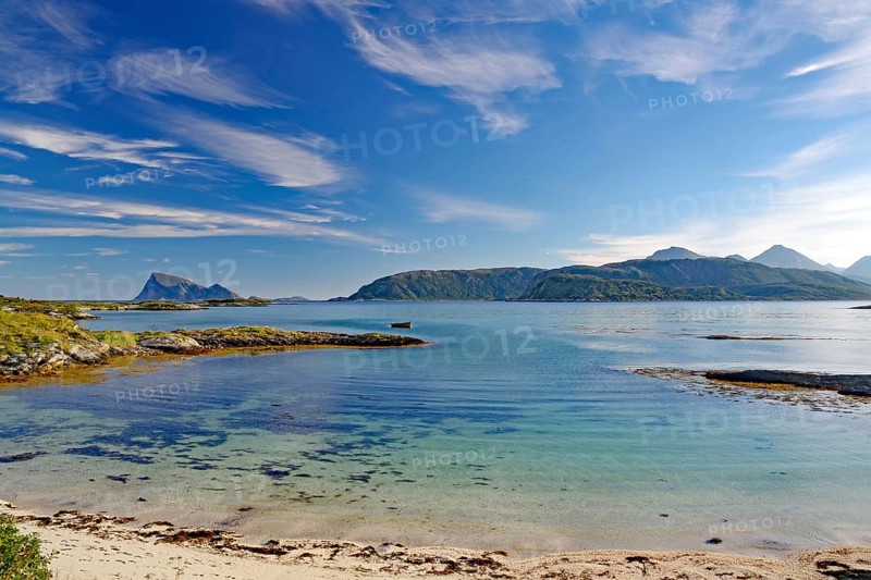 Crystal clear bays and sandy beaches on Sommarøy, summer, holiday, Troms og Finnmark, Norway, Europe