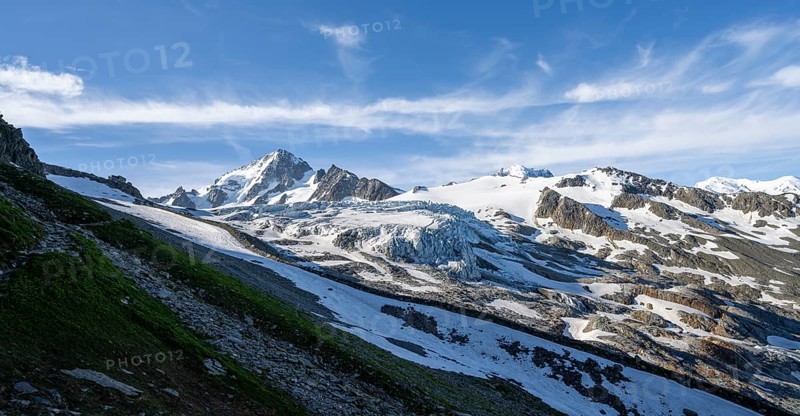 High alpine mountain landscape, summit of the Aiguille de Chardonnet and Glacier du Tour, glaciers and mountain peaks, Chamonix, Haute-Savoie, France, Europe