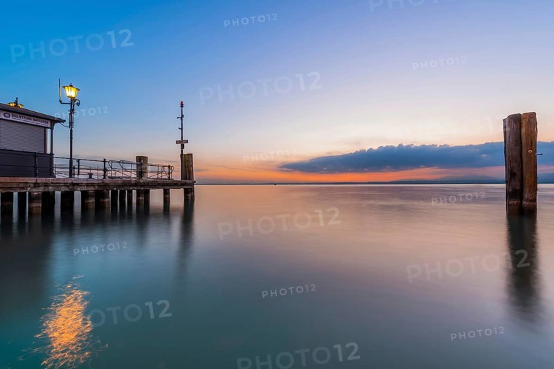 Evening atmosphere in the harbour, lake, water, tourism, travel, sunset, jetty, Lazise, Lake Garda, Italy, Europe