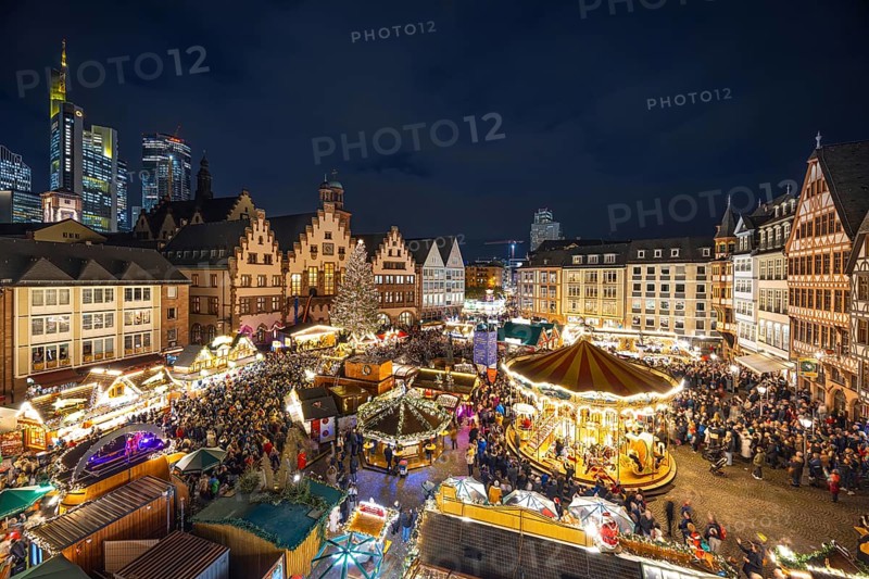 The Frankfurt Christmas Market was officially opened on 25 November 2024 with the switching on of the lights on the Florian Christmas tree, a 26-metre-high spruce from Lower Franconia. The Christmas market will be open until 22 December from Monday to Saturday from 10:00 a.m. to 9:00 p.m. and on Sundays from 11:00 a.m. Frankfurt am Main, Römerberg, Hesse, Germany, Europe