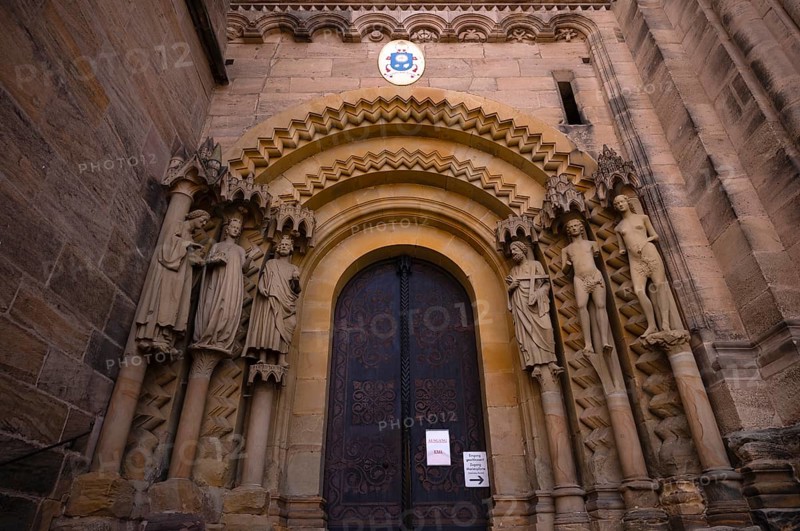 Zigzag band in the Adam's Portal, Bamberg Cathedral of St Peter and St George, Bamberg, Upper Franconia, Bavaria, Germany, Europe