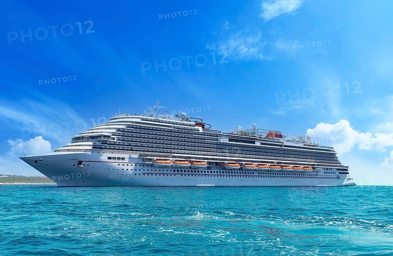 Mexico, Cabo San Lucas, Los Cabos vacation cruise ship near a beach and tourist destination El Arco, Central America