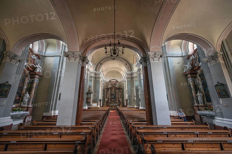 Interior of the parish church, founded in 1307, baroqueised in the 18th century, Schärding, Lower Austria, Austria, Europe