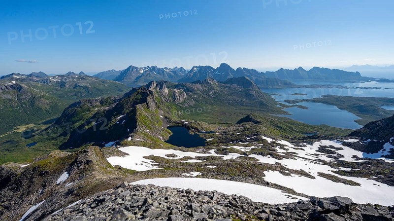 View of mountains and fjord landscape, mountain panorama, at the summit of Rundfjellet, lake Hellskarvatnet, Svolvaer, Nordland, Norway, Europe