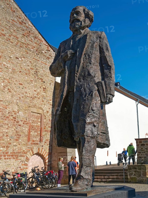 Karl Marx monument on Simeonstiftplatz. Trier, Rhineland-Palatinate, Germany, Europe