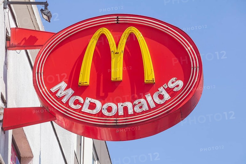McDonald's logo, Reeperbahn, St. Pauli, Hamburg, Germany, Europe