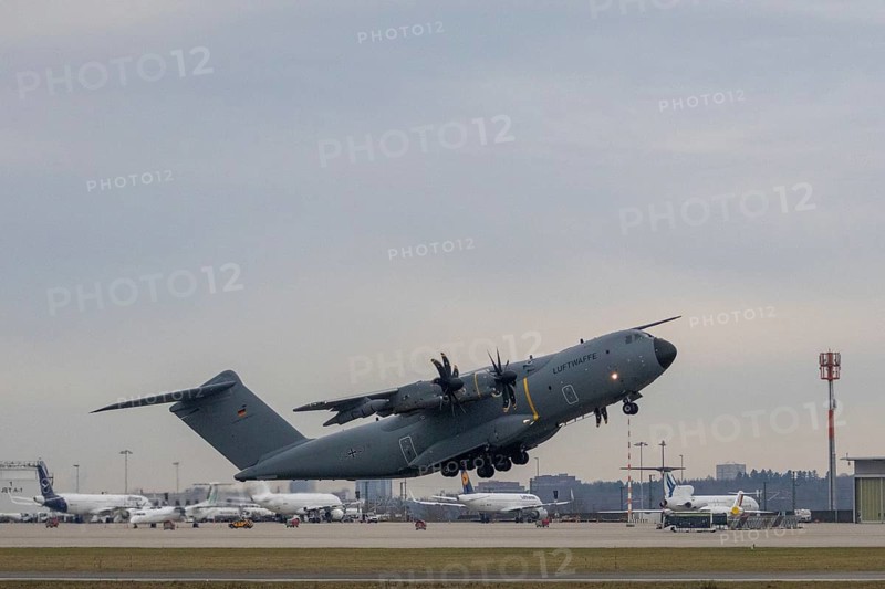 Airbus A400M military transport aircraft of the German Air Force landed at Stuttgart Airport with soldiers from Damascus and Cyprus. German Armed Forces