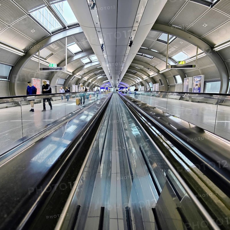 Moving walkway to The Squaire at the airport, Frankfurt am Main, Hesse, Germany, Europe