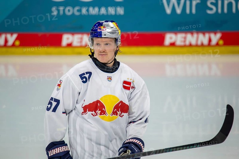 DEL, German Ice Hockey League season 2024/25, Matchday 22: Adler Mannheim vs Red Bull Munich. Picture: Emil Johannson (57, Munich)