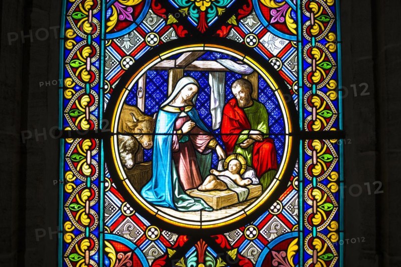 Church window, cot with Jesus and Mary and Joseph, Basel Minster, Basel, Canton of Basel-Stadt, Switzerland, Europe