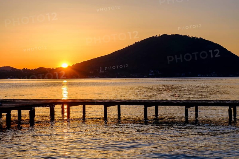 Sunset, jetty at the lido Weyregg am Attersee, Salzkammergut, Upper Austria, Austria, Europe