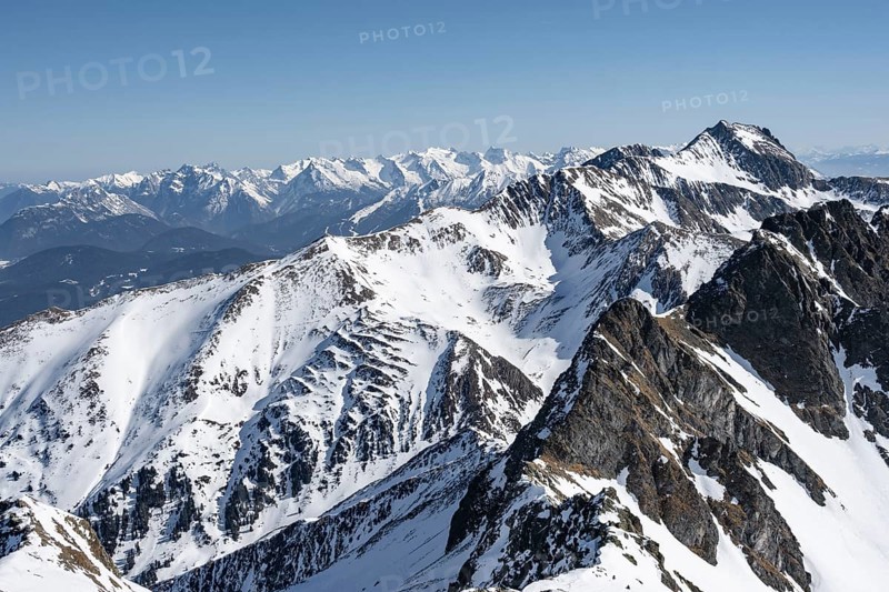Peaks and mountains in winter, Sellraintal, Stubai Alps, Kühtai, Tyrol, Austria, Europe