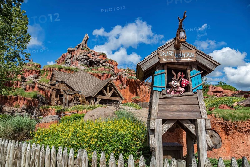 Splash Mountain log ride attraction in the Frontierland area of Magic Kingdom at Walt Disney World, Orlando, Florida, USA, North America