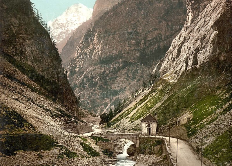The Simplon Pass in the Gondo Gorge, a deep gorge through which the Diveria flows between the hamlet of Gabi in the municipality of Simplon and Gondo in Valais, Switzerland / Simplon Pass, Gondoschlucht, Valais, Alps of Switzerland, Historic, digitally restored reproduction from a 19th century original, Record date not stated