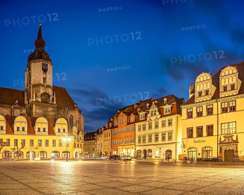 The market square with the Wenceslas Church and town houses with Renaissance gables at dusk, Naumburg, Saxony-Anhalt, Germany, Europe