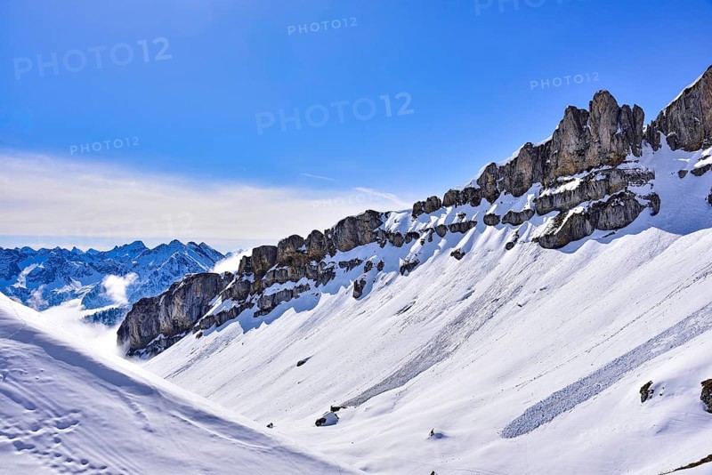 On the right, the rock faces of the Hoher Ifen (2230 m) in Kleinwalsertal, on the Gottesacker plateau, Allgäu, Vorarlberg, Austria, Europe