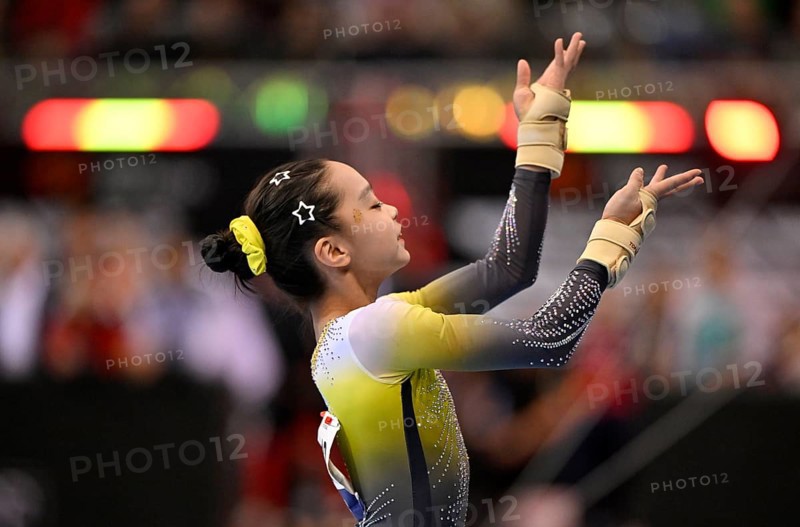 Ziyue Qin CHN Floor Action Gymnastics, EnBW DTB-Pokal, Porsche-Arena, Stuttgart, Baden-Württemberg, Germany, Europe