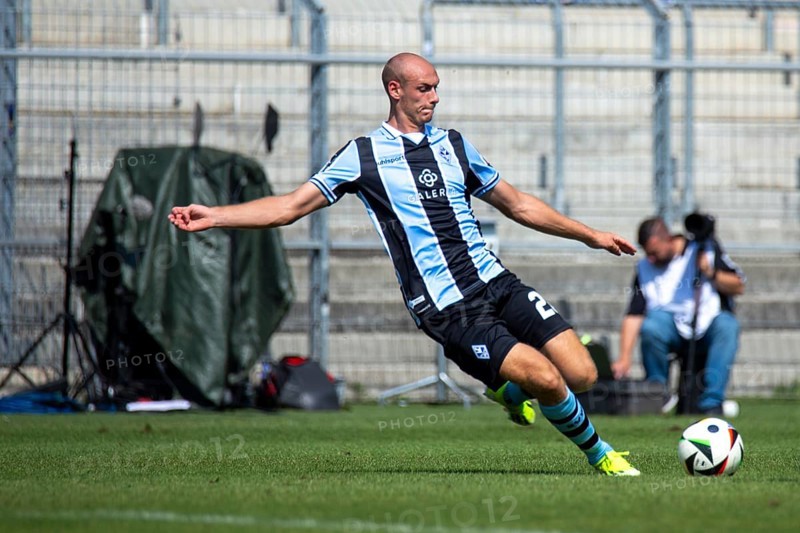 Football 3rd division, season 2024/25, matchday 4: Waldhof Mannheim vs. 1. FC Saarbrücken. Picture: New signing Henning Matriciani (20, Waldhof Mannheim)