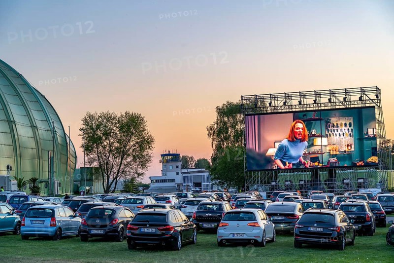 Drive-in cinema at Essen/Mülheim Airport Motor Movies, temporary film screening, at the WDL airship hangar, event in compliance with contact restrictions, effects of the corona crisis in Essen, Mülheim Germany