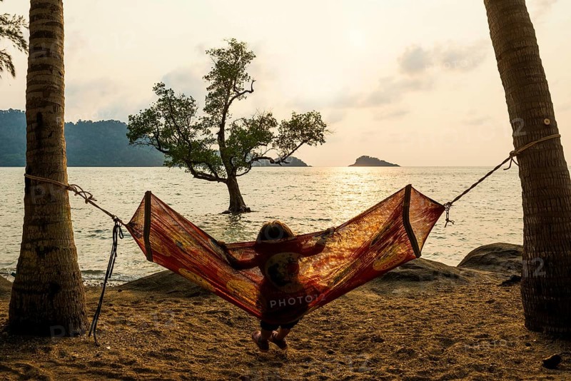Tree in the sea, The Lonely Tree in the Sea, sunset, Klong Son Beach, Ko Chang, Koh Chang, Mu Ko Chang National Park, Trat, Thailand, Asia